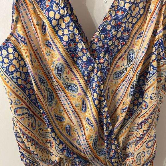 Rose & Olive Multicolor Paisley V-Neck Blouse - Picture 2 of 5